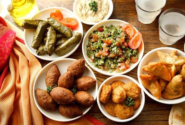 افضل 10 مطاعم لبنانية في دبي – مطعم زهر الليمون