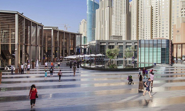 مناطق التنزه والتسوق فى الهواء الطلق فى دبي